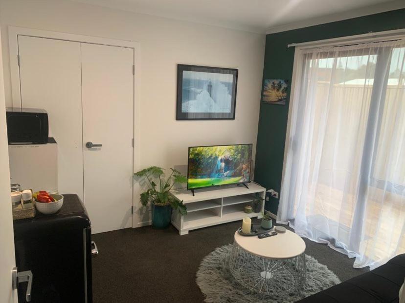 Hall Street Haven Te Awamutu Exterior photo